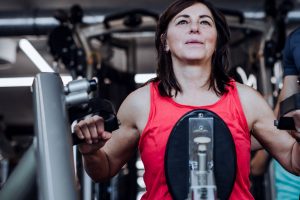 Dicas para quem pratica exercícios a noite